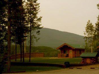 Silverwolf Log Chalets Coram Ngoại thất bức ảnh
